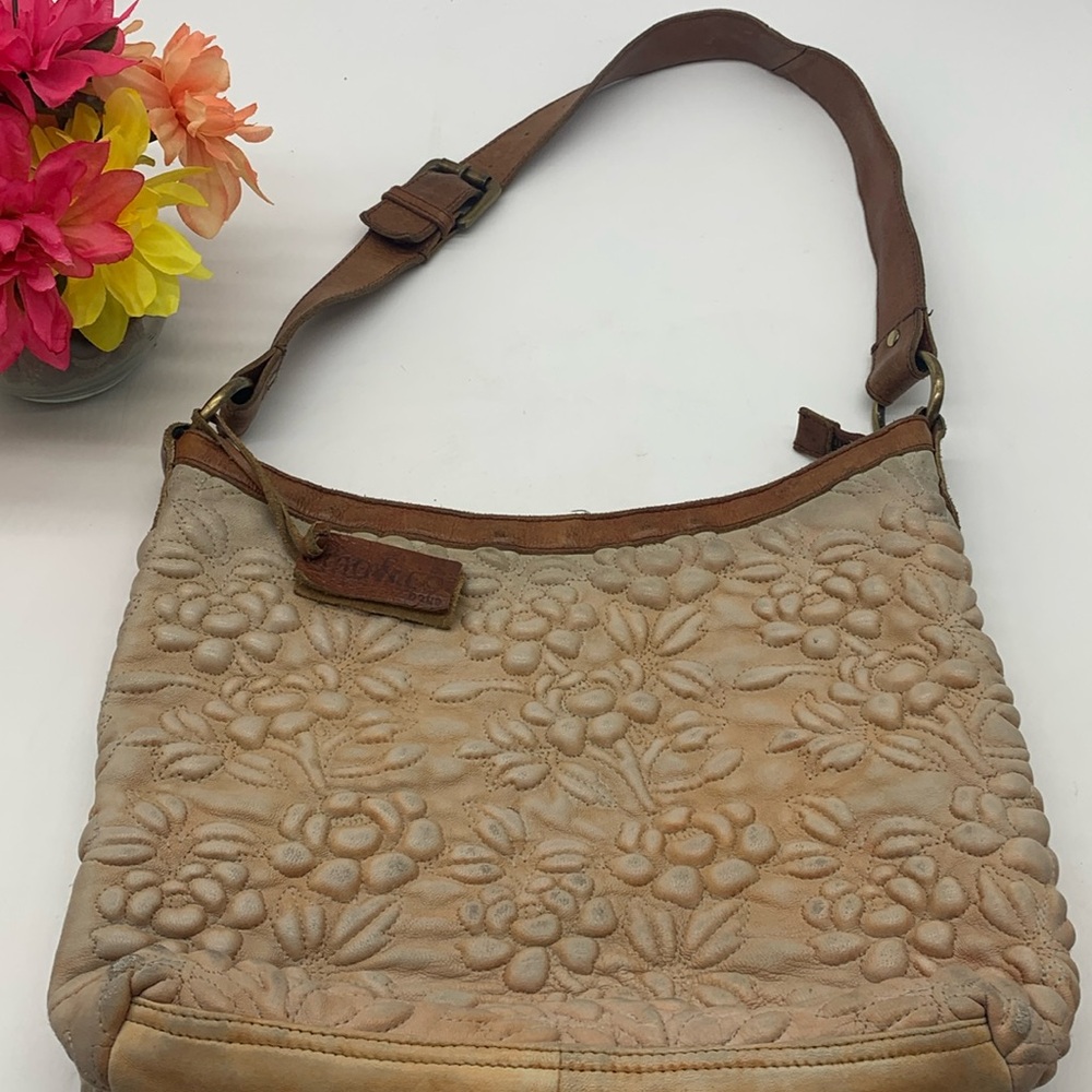 Mo & Co Tan Vintage Leather Bag MCB6156D